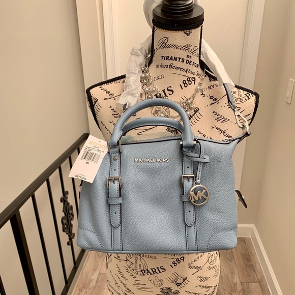 Michael Kors Handbags - 🆕Michael Kors Ginger Powder Blue Bag